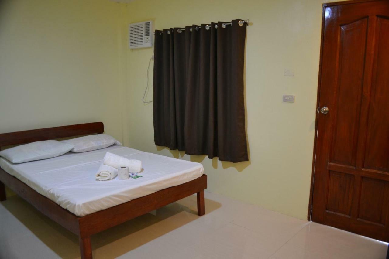 Janna'S Place Otel General Luna  Dış mekan fotoğraf