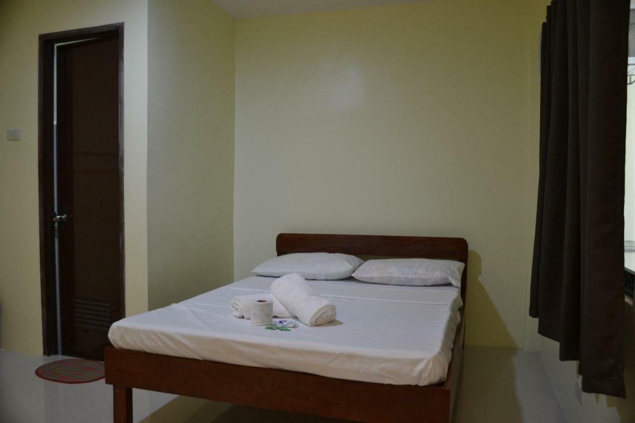 Janna'S Place Otel General Luna  Dış mekan fotoğraf